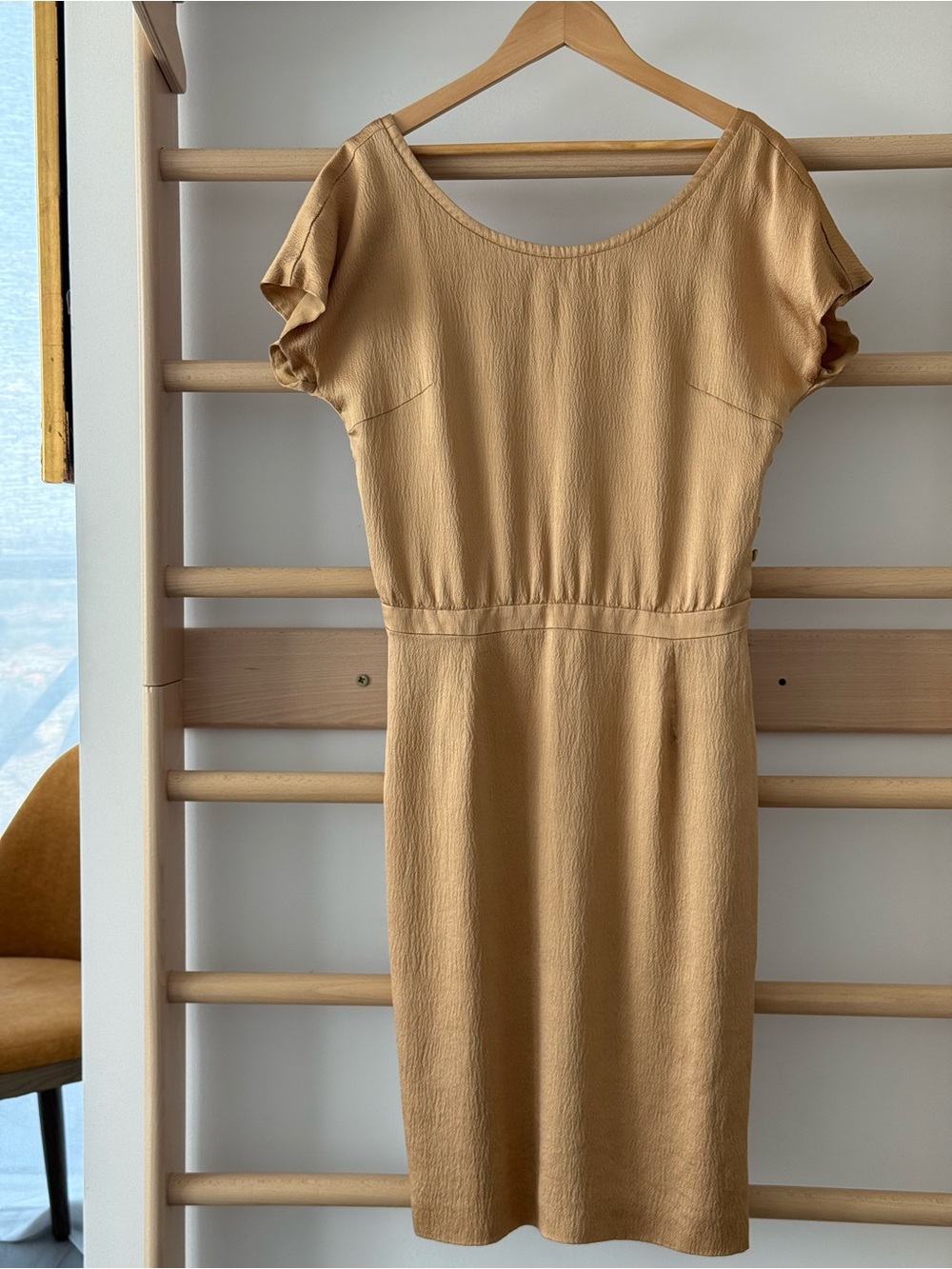 VINTAGE ESCADA 100% Silk Crêpe Scoop-Neck Midi Dress in GOLD